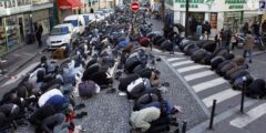يشعر المسلمون الفرنسيون بأنهم مهمشون بسبب حملة لاذعة
