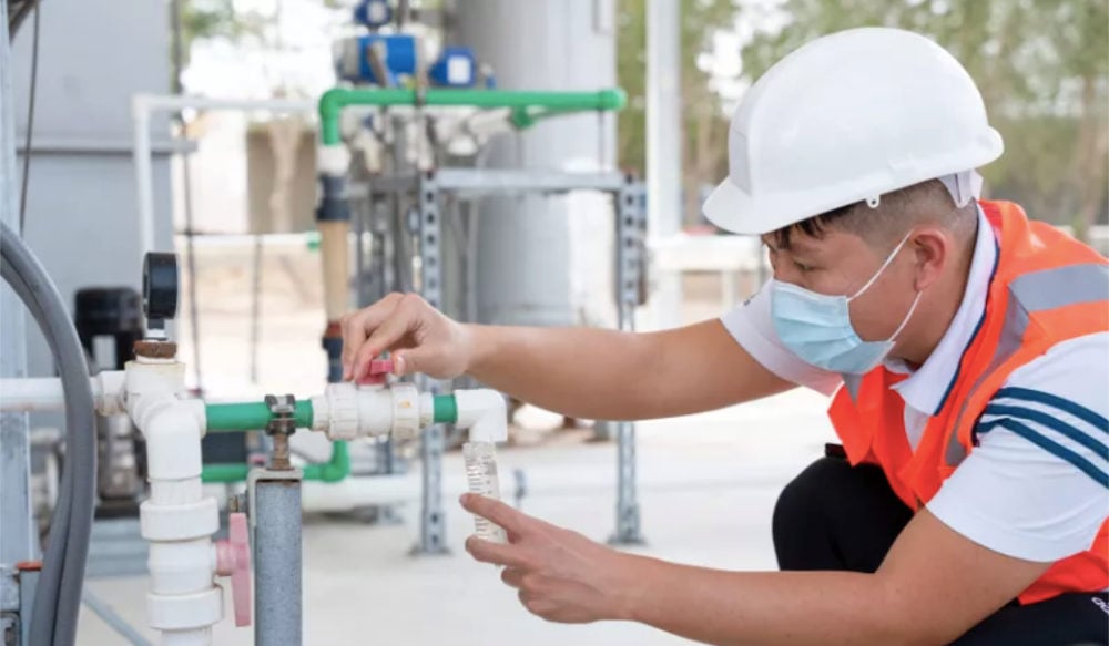 في سبتمبر من العام الماضي ، تعاونت جامعة الملك عبدالله والهيئة السعودية للمدن الصناعية ومناطق التقنية ، أو مدن ، لمعالجة معالجة مياه الصرف الصحي.  (زودت)